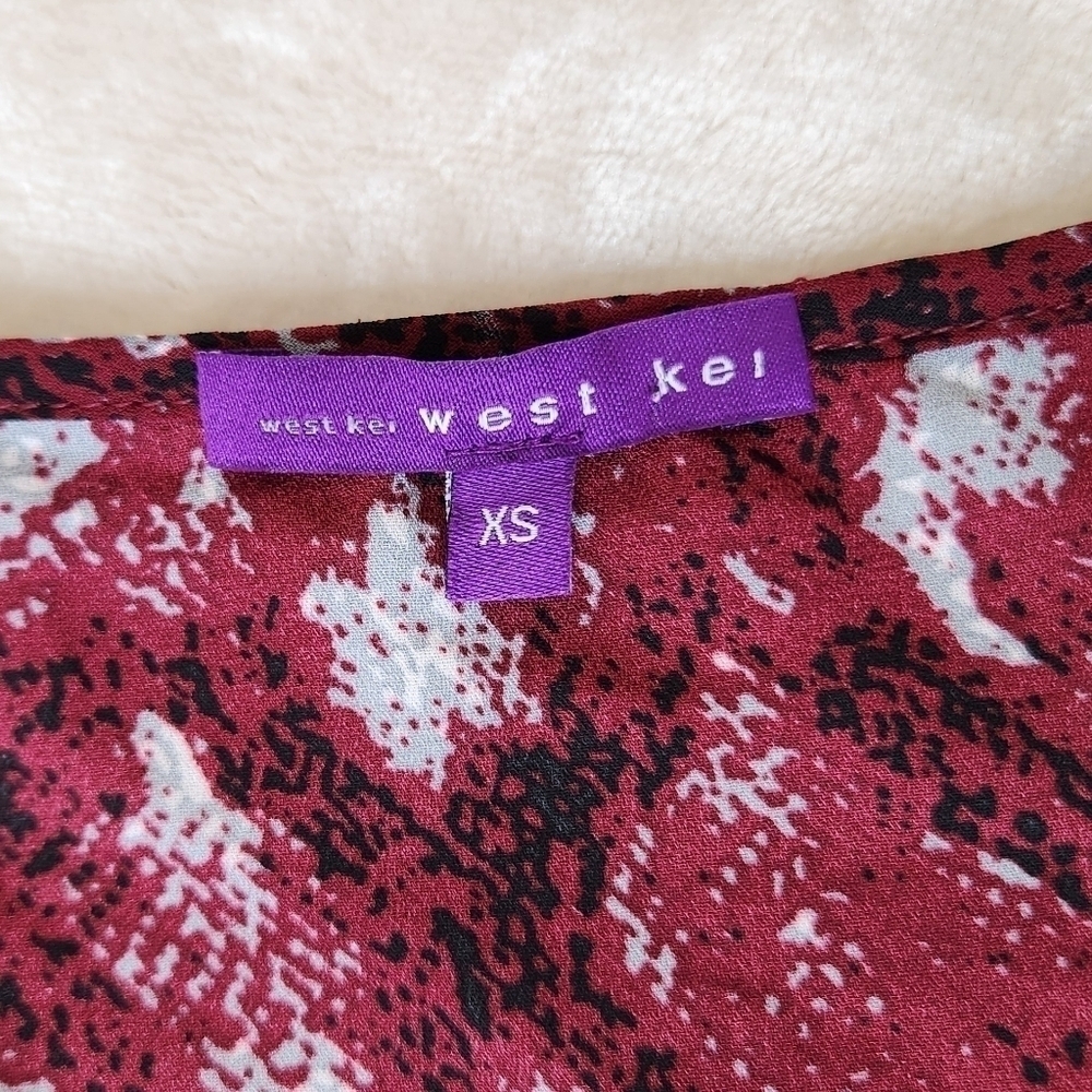 NWOT West Kei Tie Front Top Red, Gray & Black Size XS - Picture 3 of 12